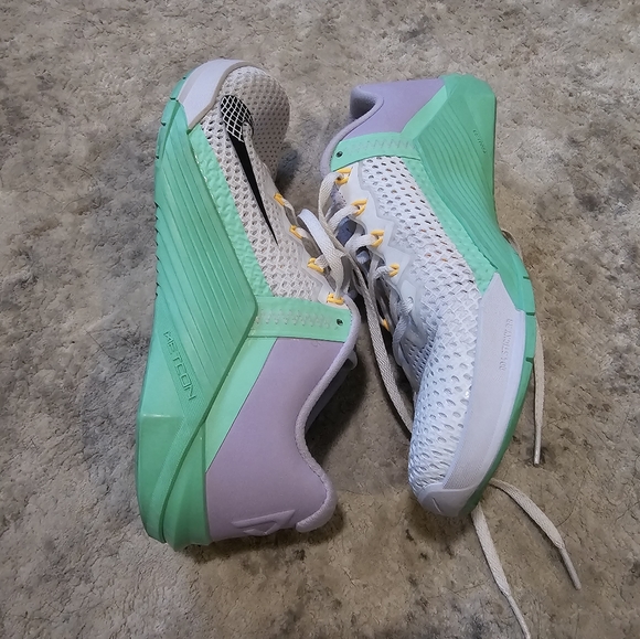 Nike Metcon 6 - Picture 3 of 3